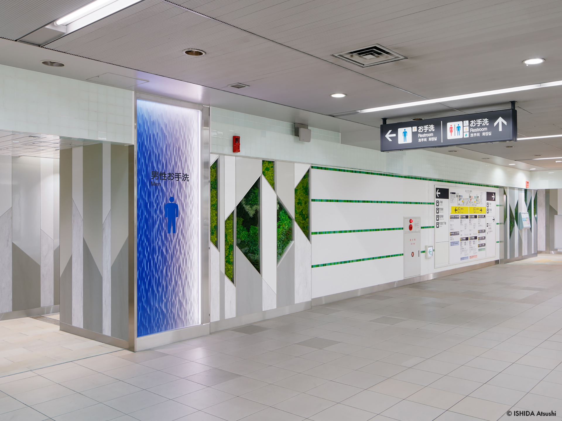 b_横浜駅トイレ改修